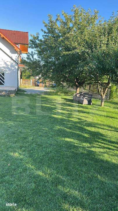 Casa spatioasa cu teren generos, Unirea – 28 ari, 230 mp utili - Imagine principală: 4/5