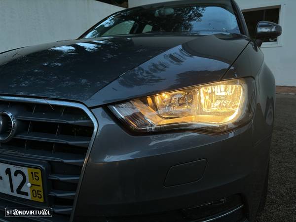 Audi A3 Sportback 1.6 TDI Attraction Ultra - 14