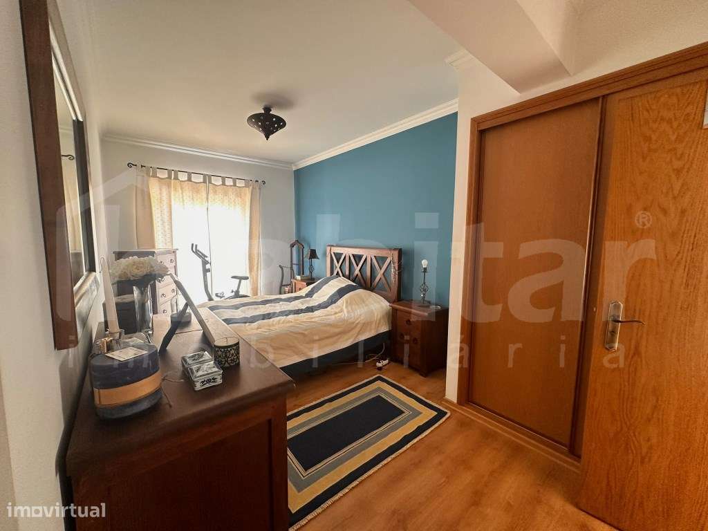 Apartamento T3 com 147 m², varandas, estacionamento e arrecadação-10