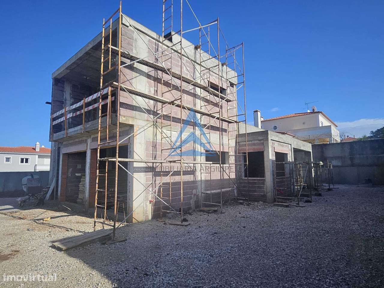 MORADIA T5 - PISCINA - CALDAS DA RAINHA-33