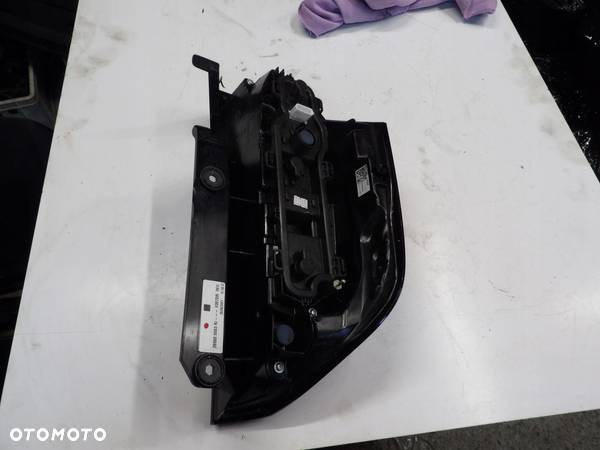 LAMPA TYŁ TYLNA PRAWA RENAULT KANGOO 4 IV 265505583R - 2