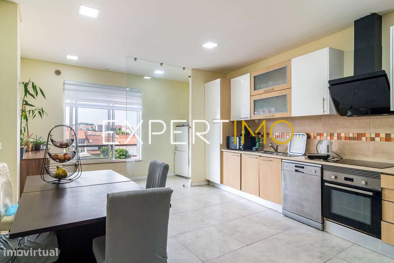 Apartamento T3, com 3 lugares de parqueamento a 10 minutos Lisboa -...-9