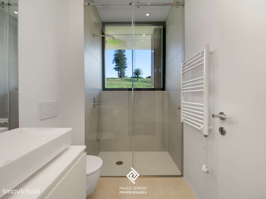 Moradia de Luxo T4 na Quinta Marques Gomes-16