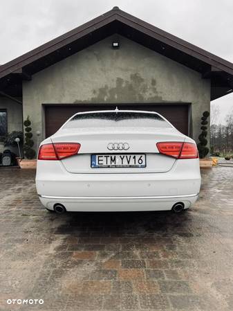 Audi A8 4.2 TDI Quattro - 8