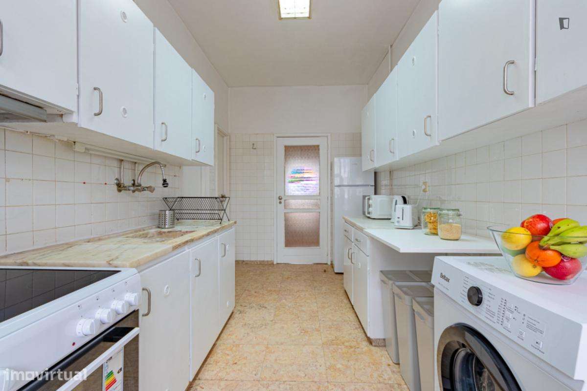 Quarto - localizado em Ramalde Porto - Grande imagem: 5/24