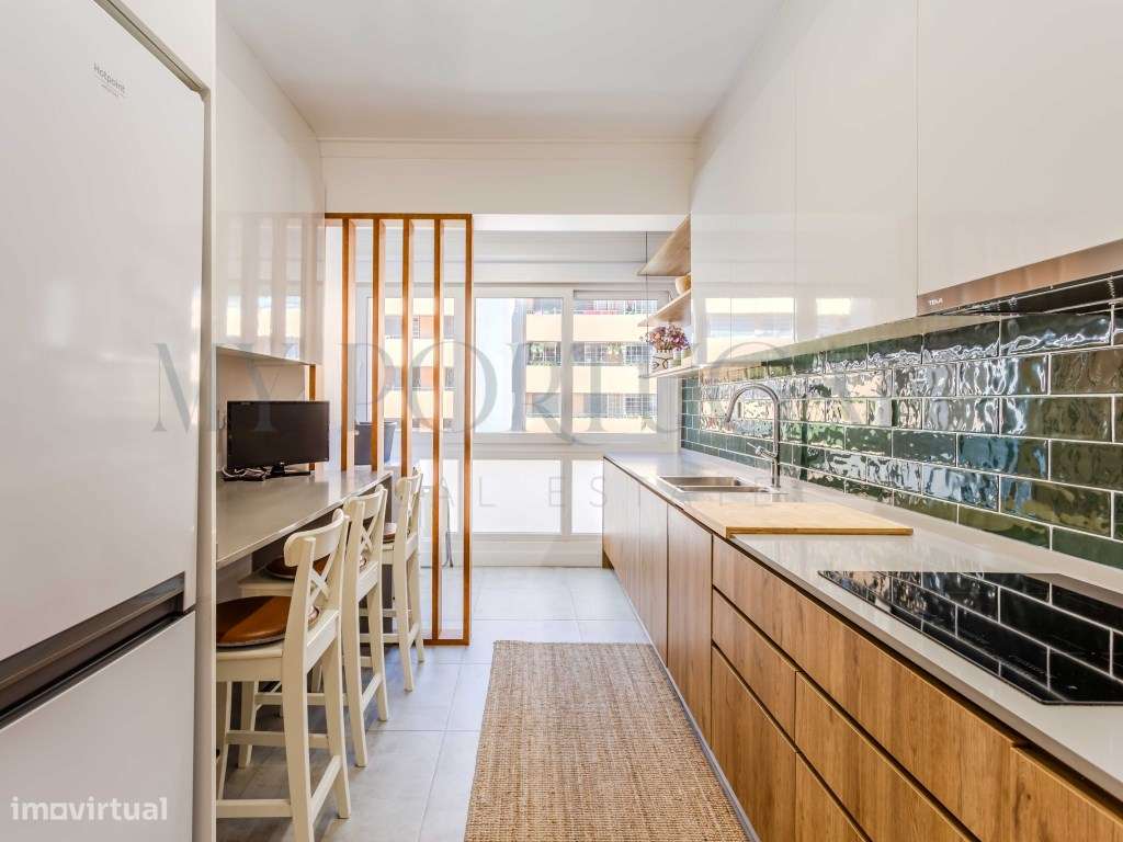 Apartamento T3 renovado para arrendamento na Alameda da Guia - com ... - Grande imagem: 2/35