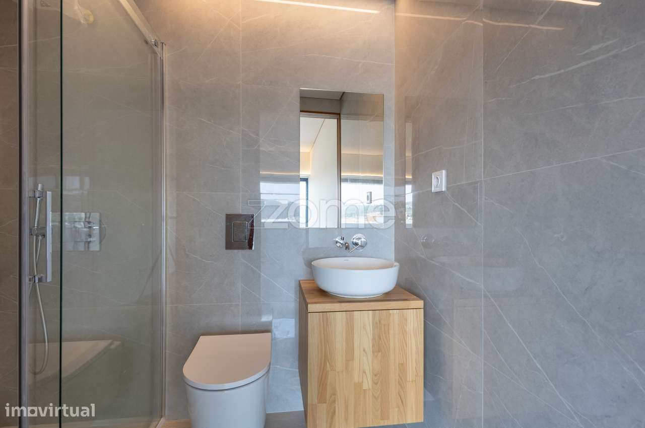 Apartamento T4 Duplex Novo no Prestigiado Edifício Alameda-34