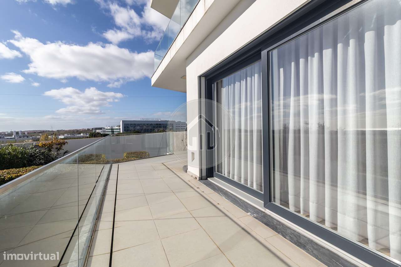 Moradia V5+1 | Piscina, vista mar e jardim | Porto Salvo, Oeiras-5