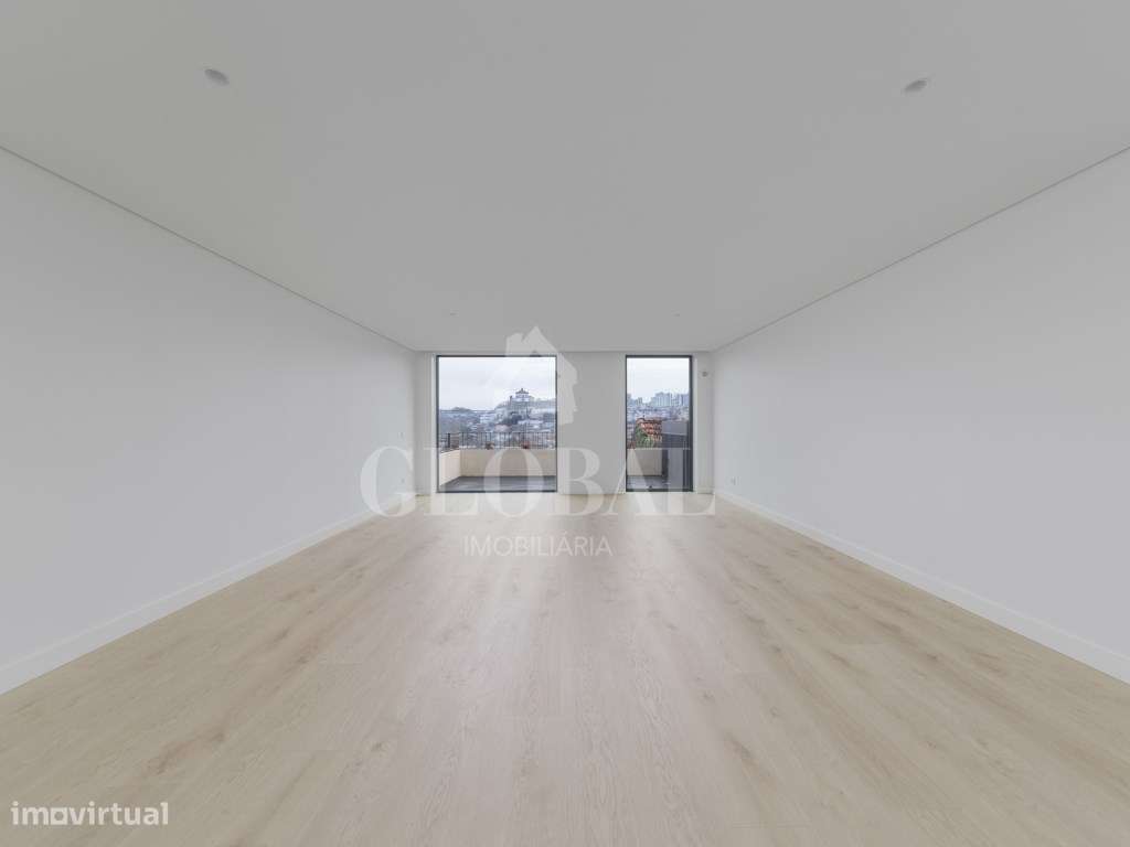 Apartamento T4 (Condomínio Fechado) Vila Nova de Gaia-6