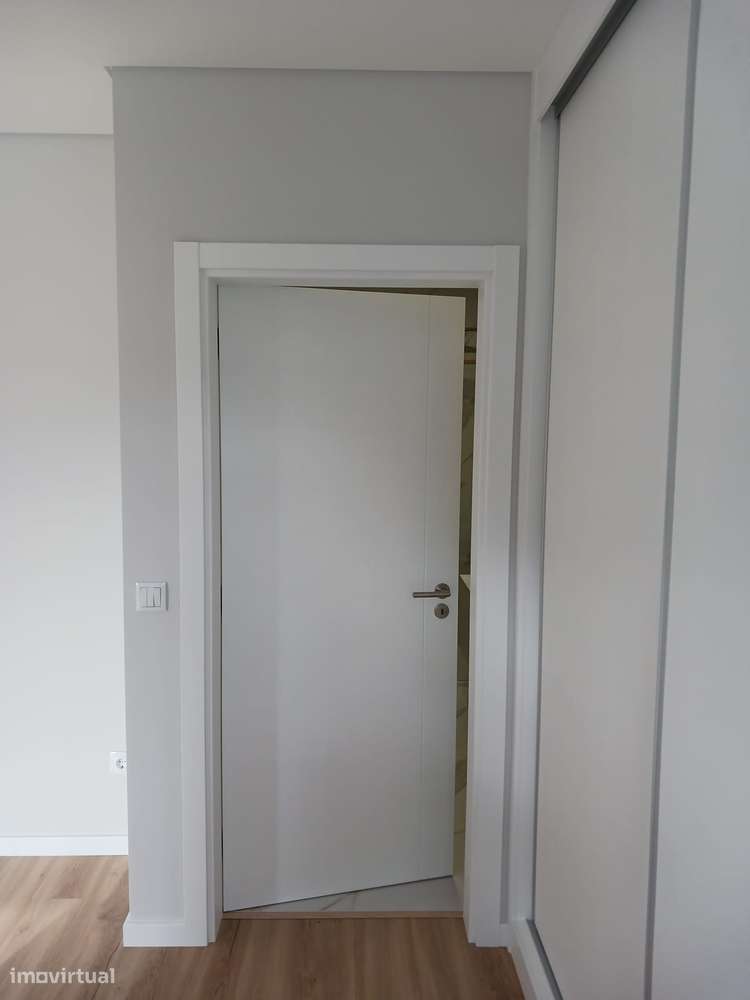 Moradia nova em construção.-10