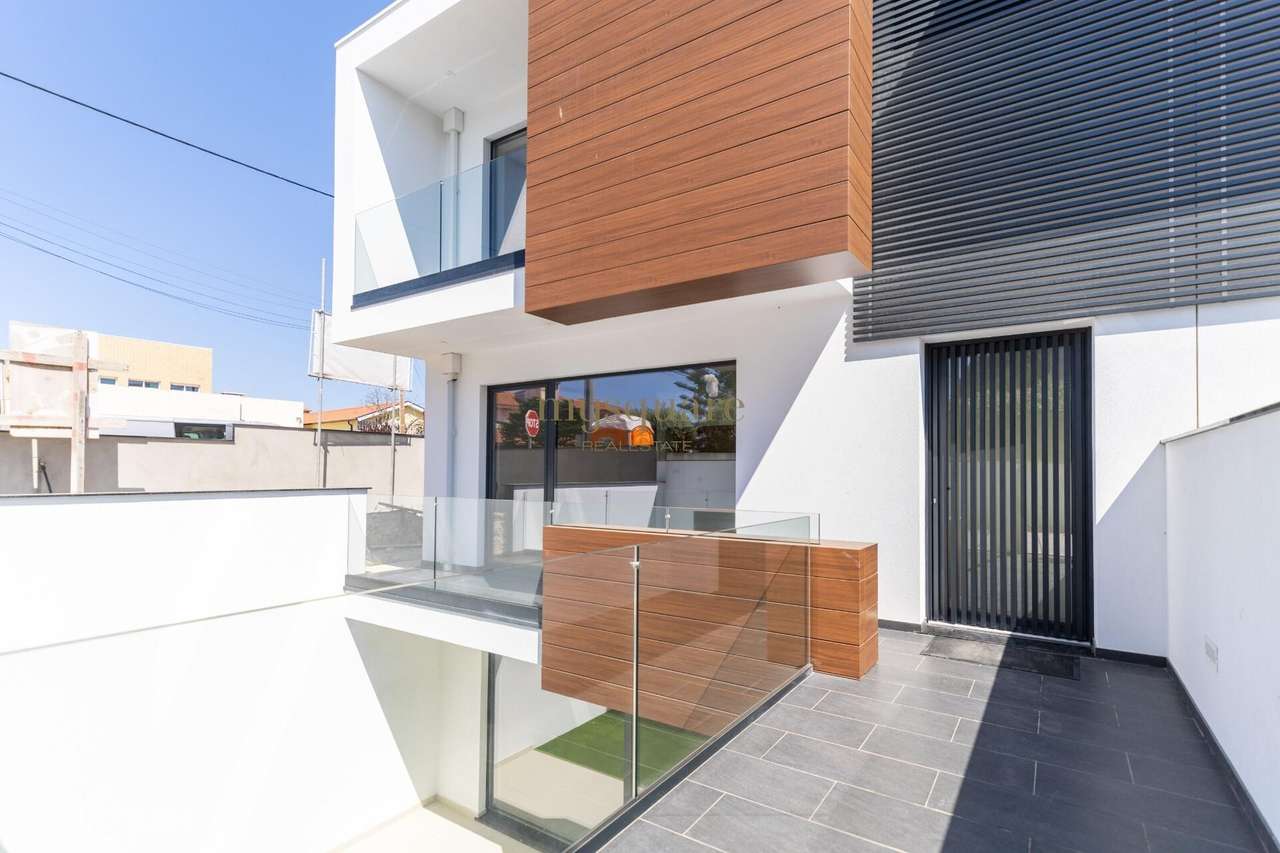 Moradia geminada T4 - Canidelo, Gaia-39