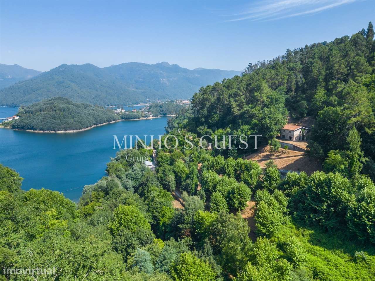 Moradia Rústica V3 (250m2) c/ vista rio - Caniçada, Gerês-6