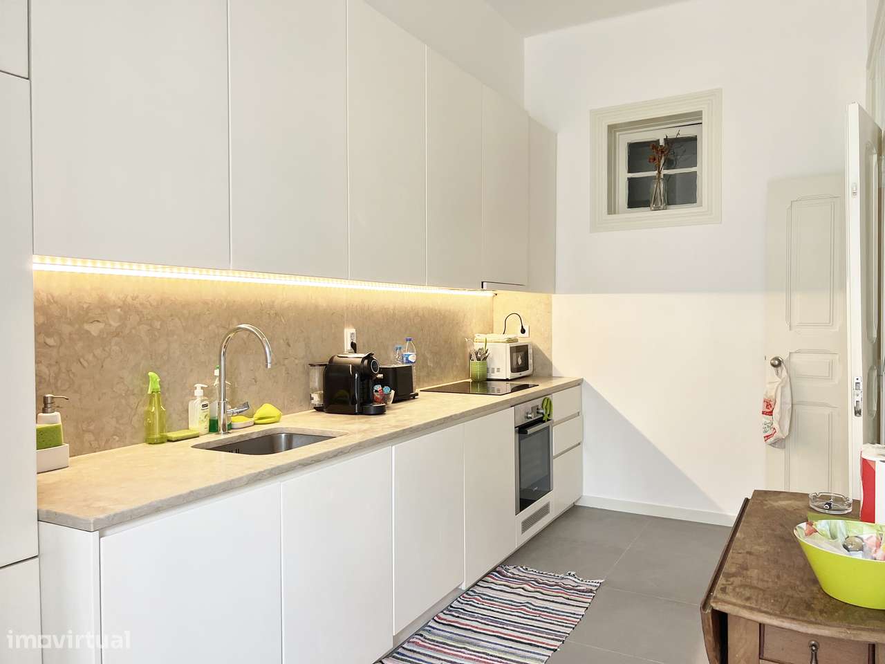Apartamento T2+1 junto à Gulbenkian-7