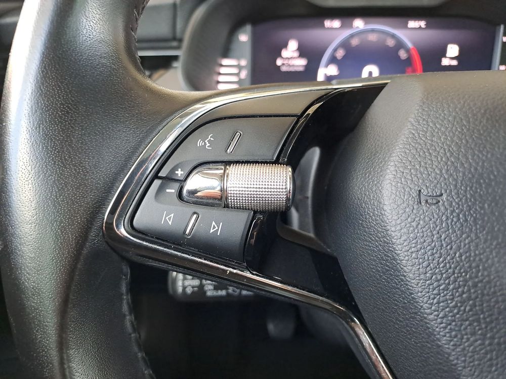 SKODA KAMIQ ACC Blind Spot Virtual Cockpit Kamera SmartLink ASO Salon PL