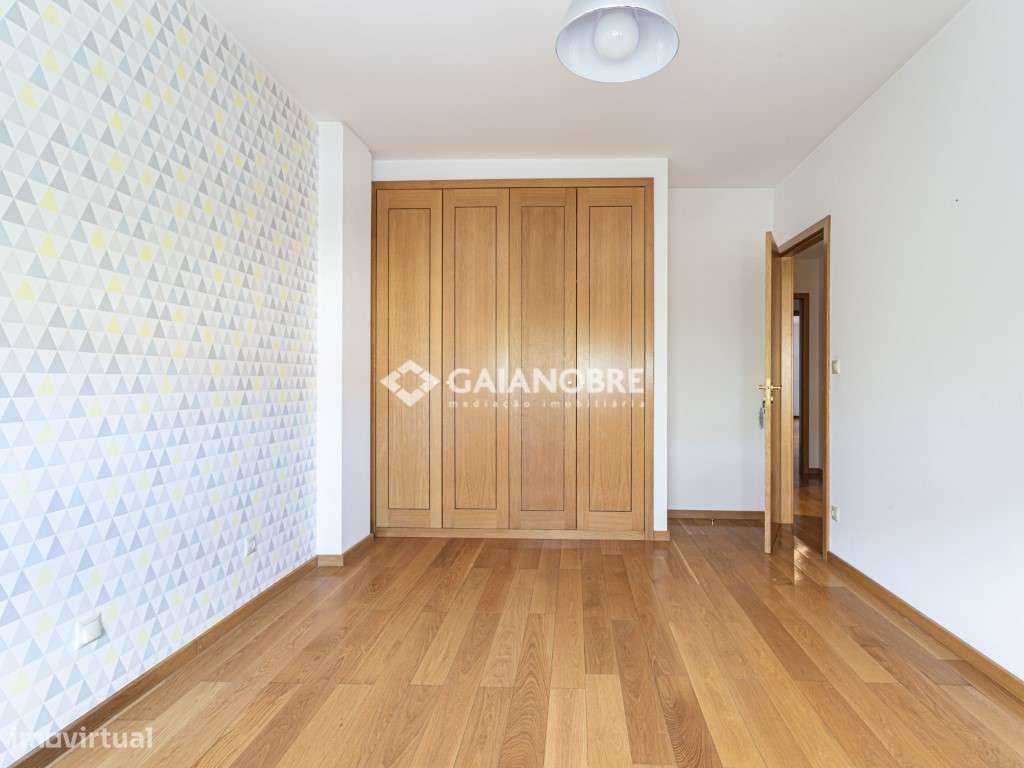 T2+1 em Santa Marinha-12