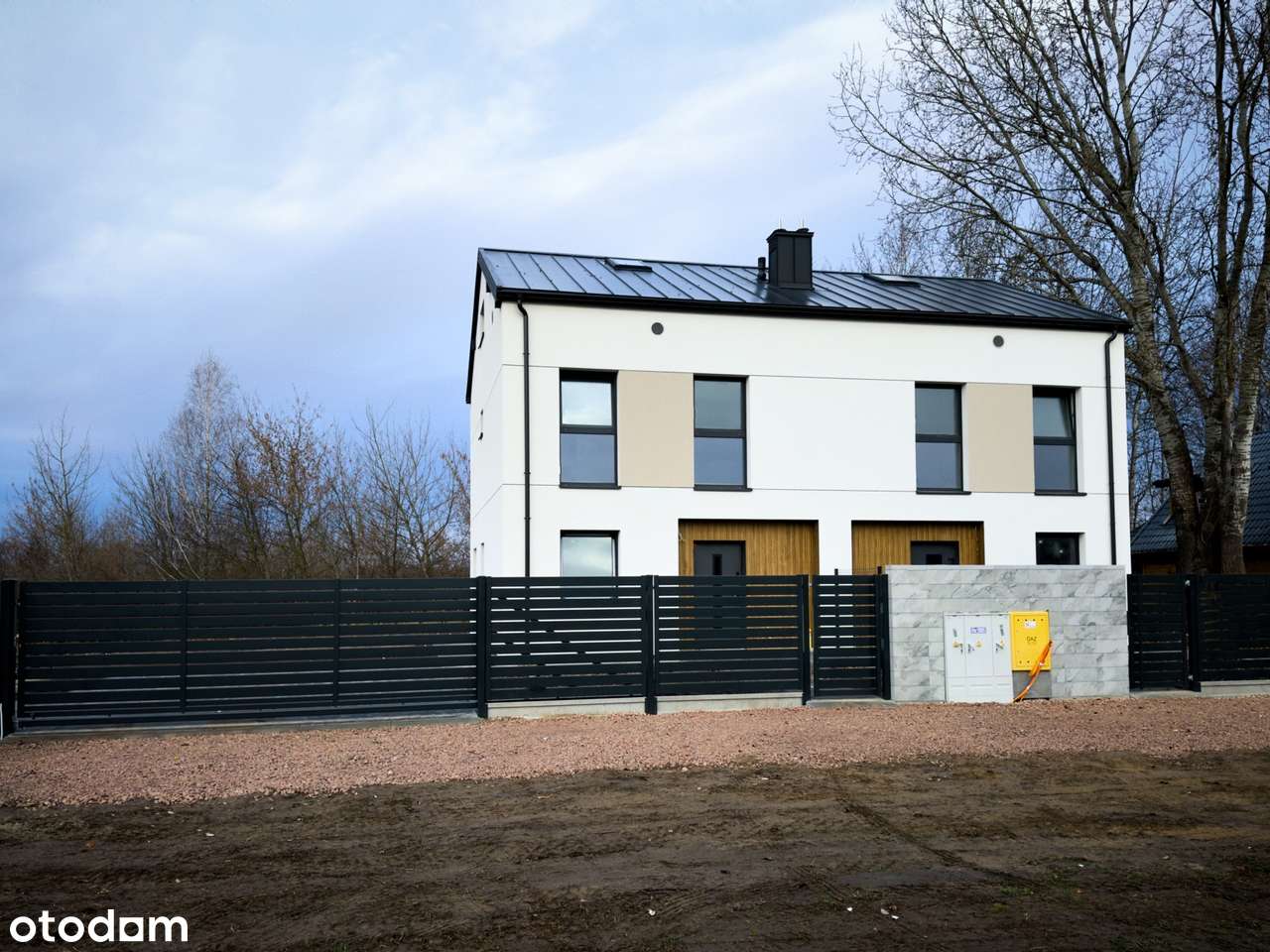 Dom wybudowany jak dla siebie w Łomiankach - Pełny obrazek: 2/13