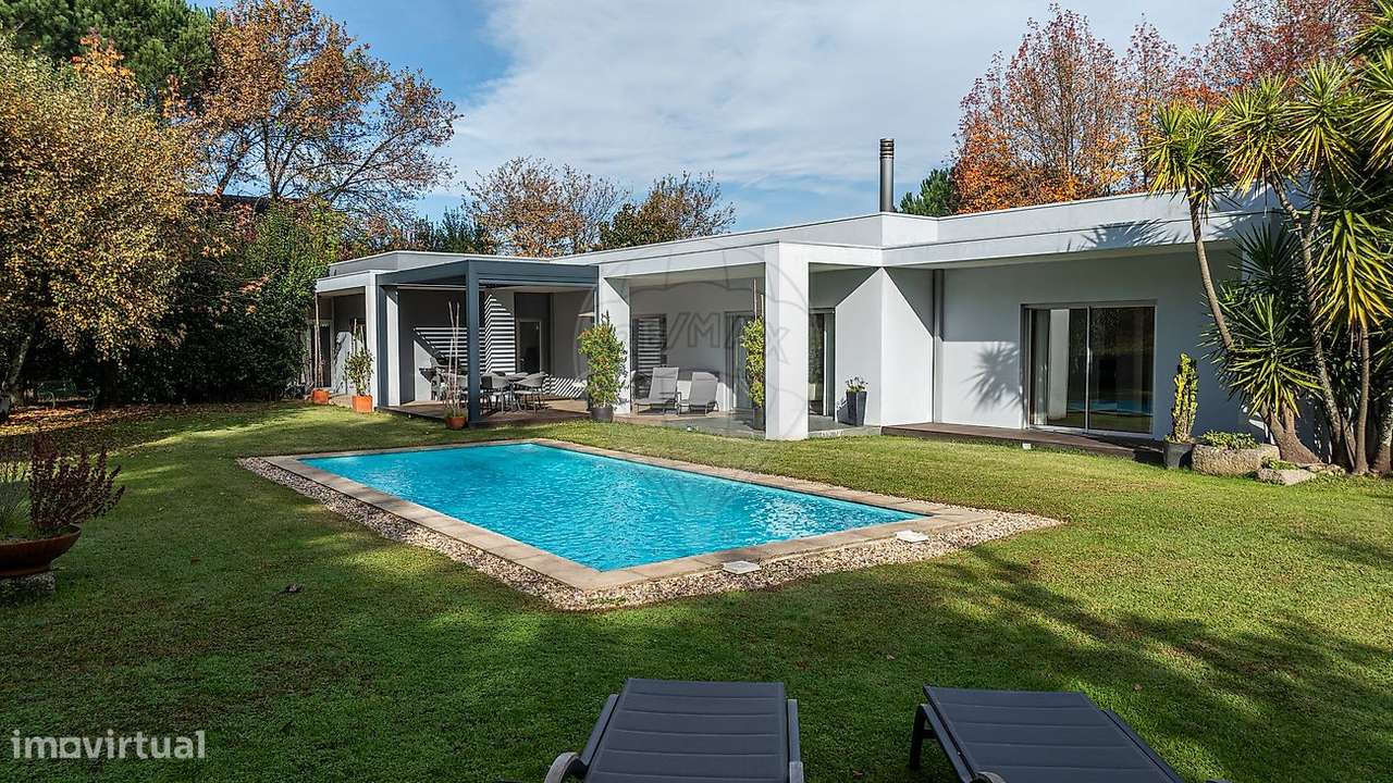 Moradia T4 para venda-46