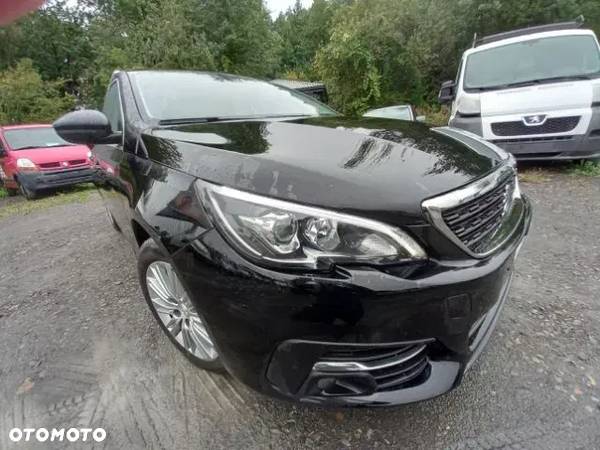 Peugeot 308 SW BlueHDi 120 Stop & Start Winter Edition - 5