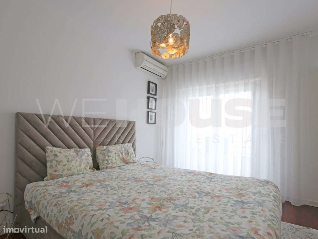 Oásis Urbano: Moradia T3 com Piscina e Potencial para T1 Independente-21