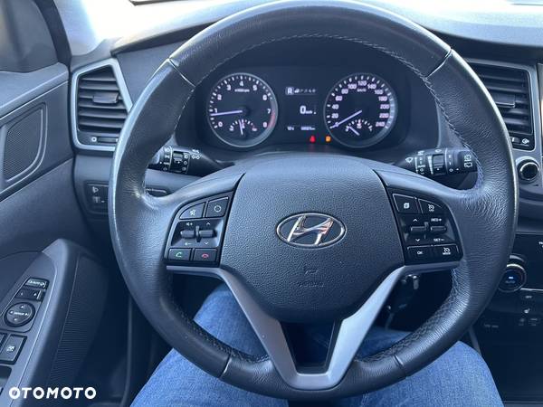 Hyundai Tucson 1.6 GDI BlueDrive Comfort 2WD - 23