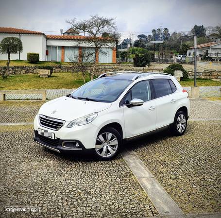 Peugeot 2008 1.2 PureTech Allure - 20