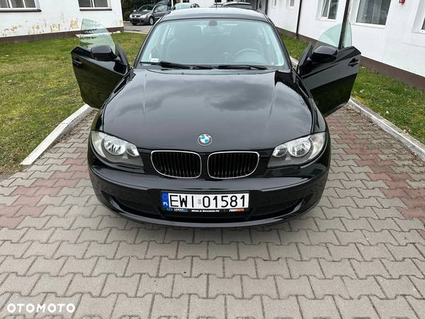 BMW Seria 1 116d - 2