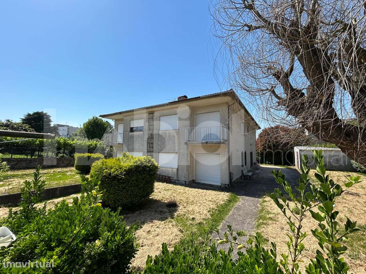 Propriedade com 2 moradias geminadas em Barcelinhos, Barcelos - Grande imagem: 5/16