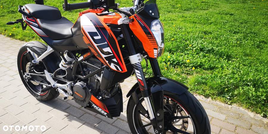 KTM Duke - 17