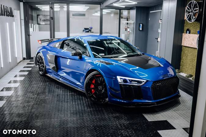 Audi R8 5.2 FSI Quattro Plus - 1