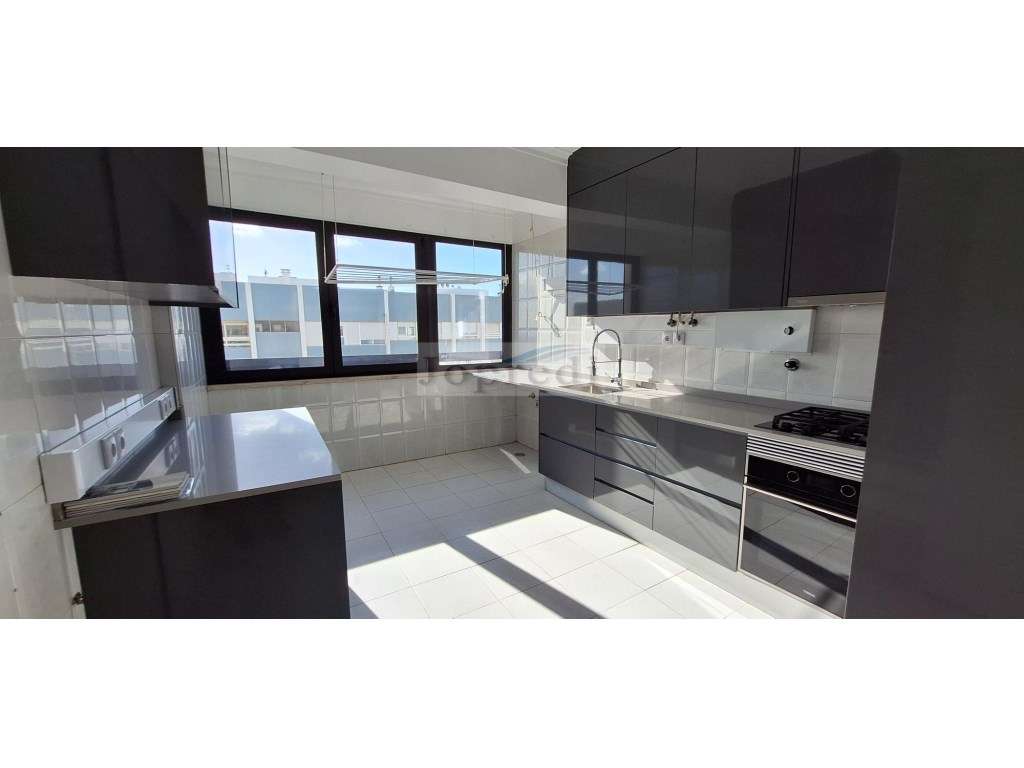 T2 com garagem Box - Grande imagem: 5/21