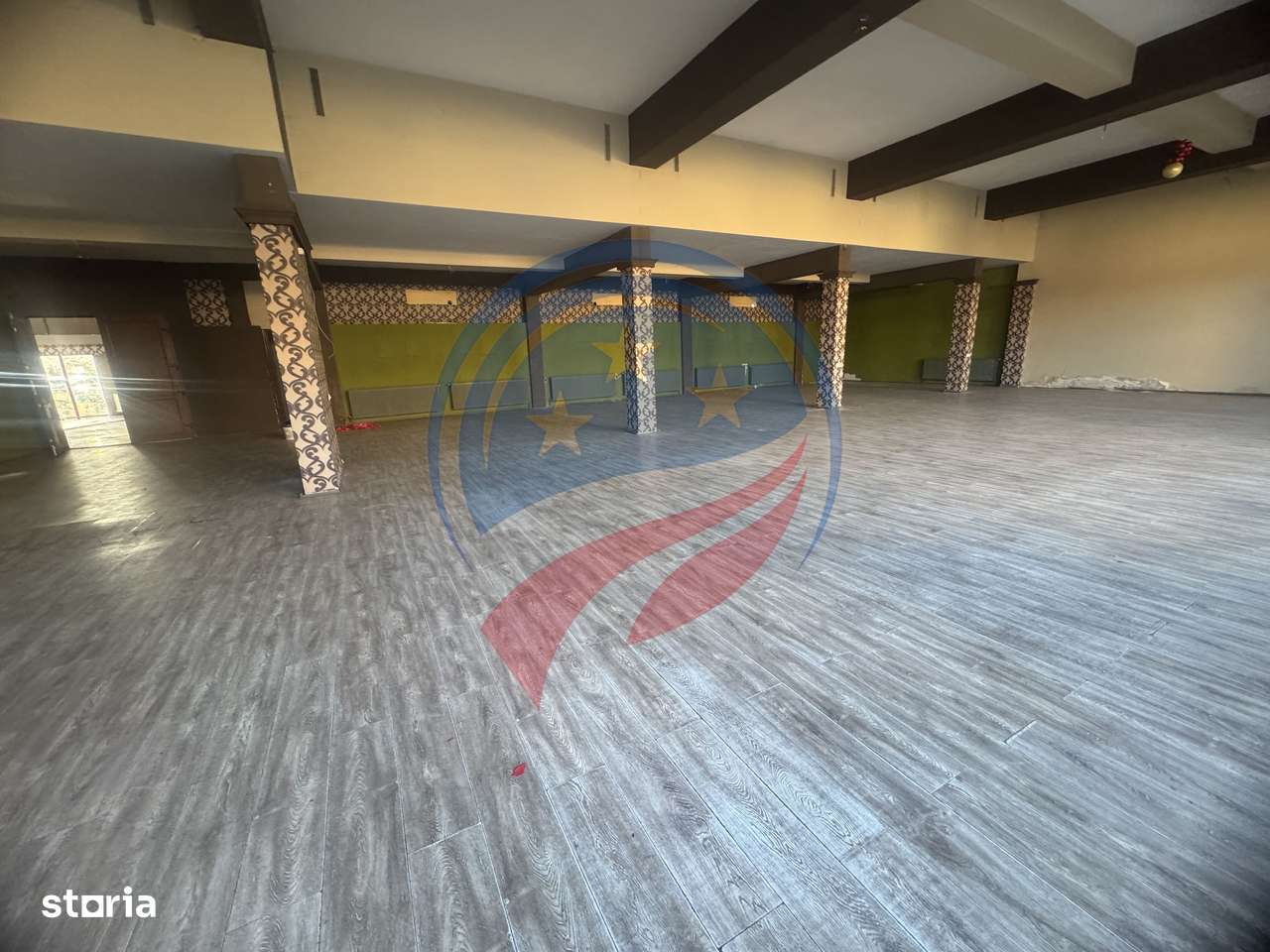 Spațiu generos, 600 mp, cu multiple utilizări - Imagine principală: 2/4