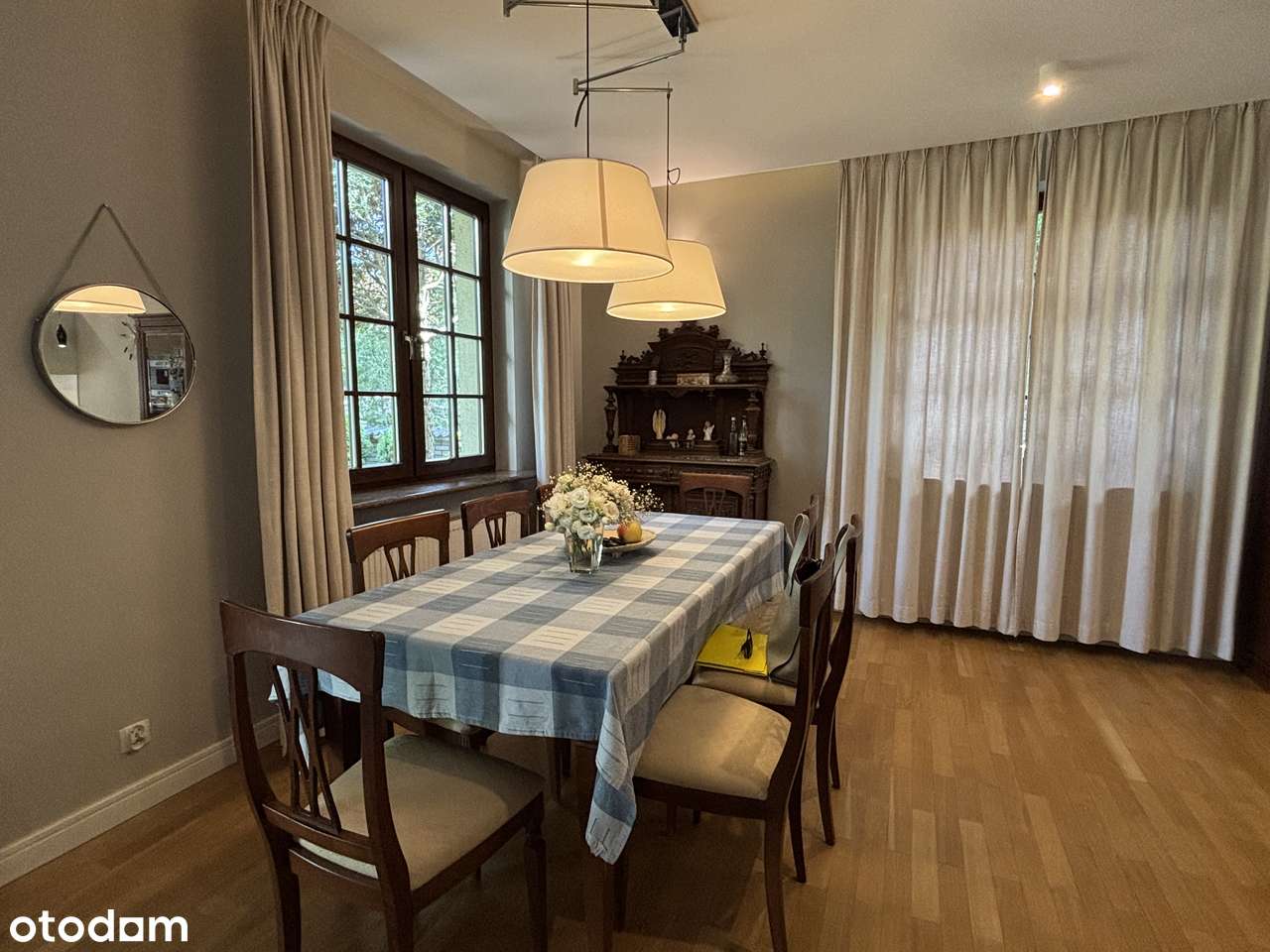 Elegancki dom z garażem na 3 samochody  i ogrodem, cicha okolica-6