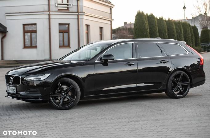 Volvo V90 D4 Momentum - 14