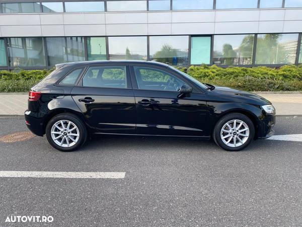 Audi A3 Sportback 1.0 TFSI S tronic - 7