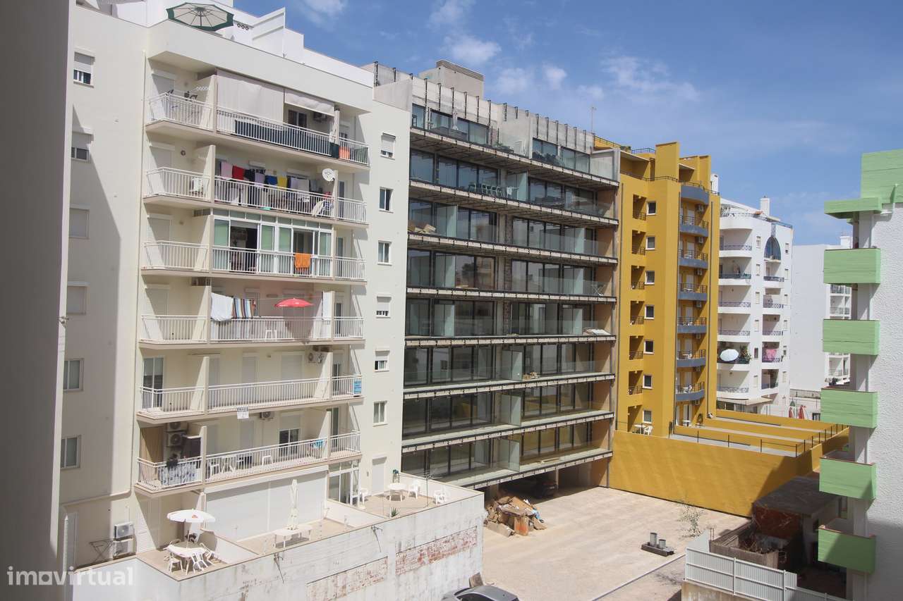 Armação de Pêra T1 Primeira Linha com Garagem, Pronto a Habitar-10