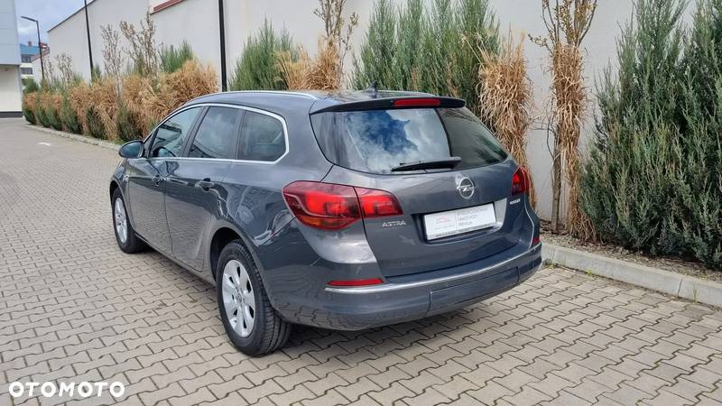 Opel Astra IV 1.4 T Cosmo S&S - 6