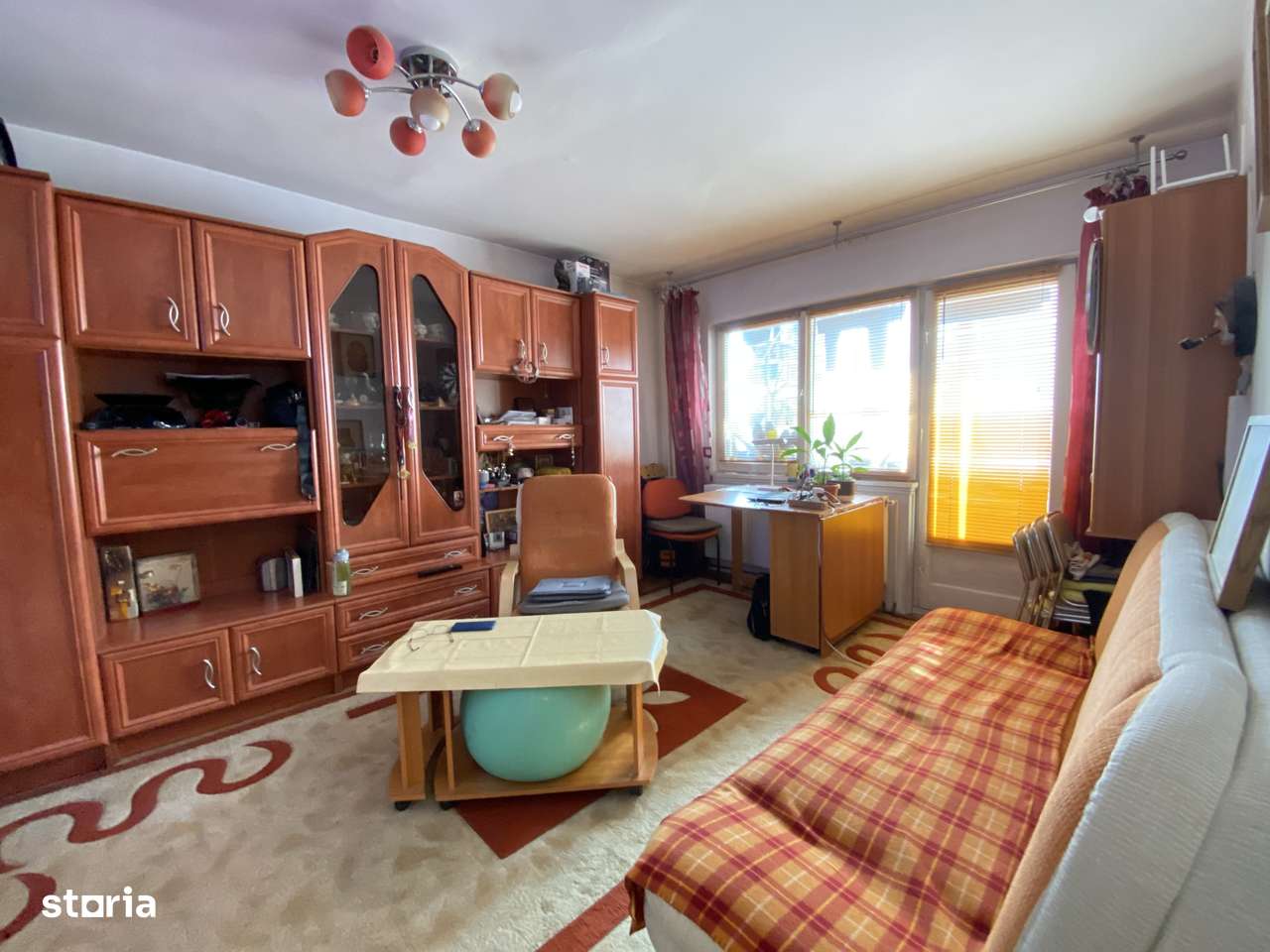 COMISION 0% | Apartament 3 Camere | Decomandat | Etaj 1 | Zona Sagului - Imagine principală: 5/10