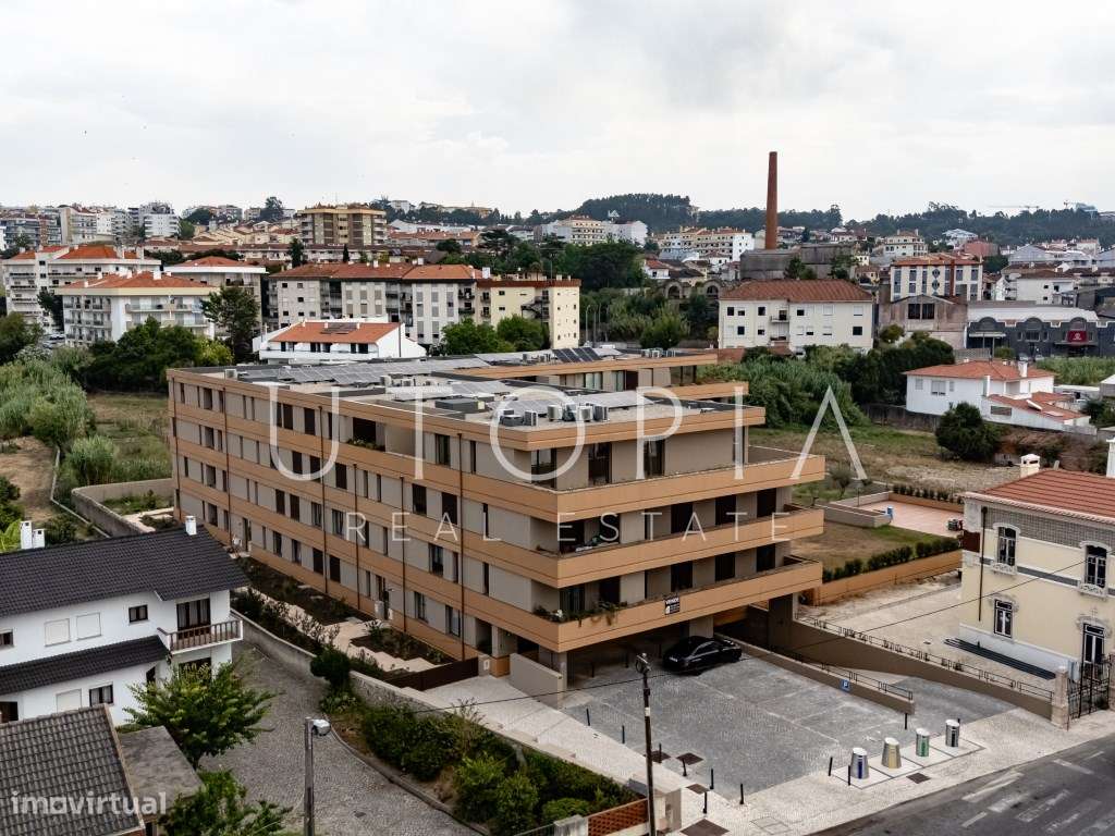 Apartamento T4 de Luxo no centro de Leiria-26