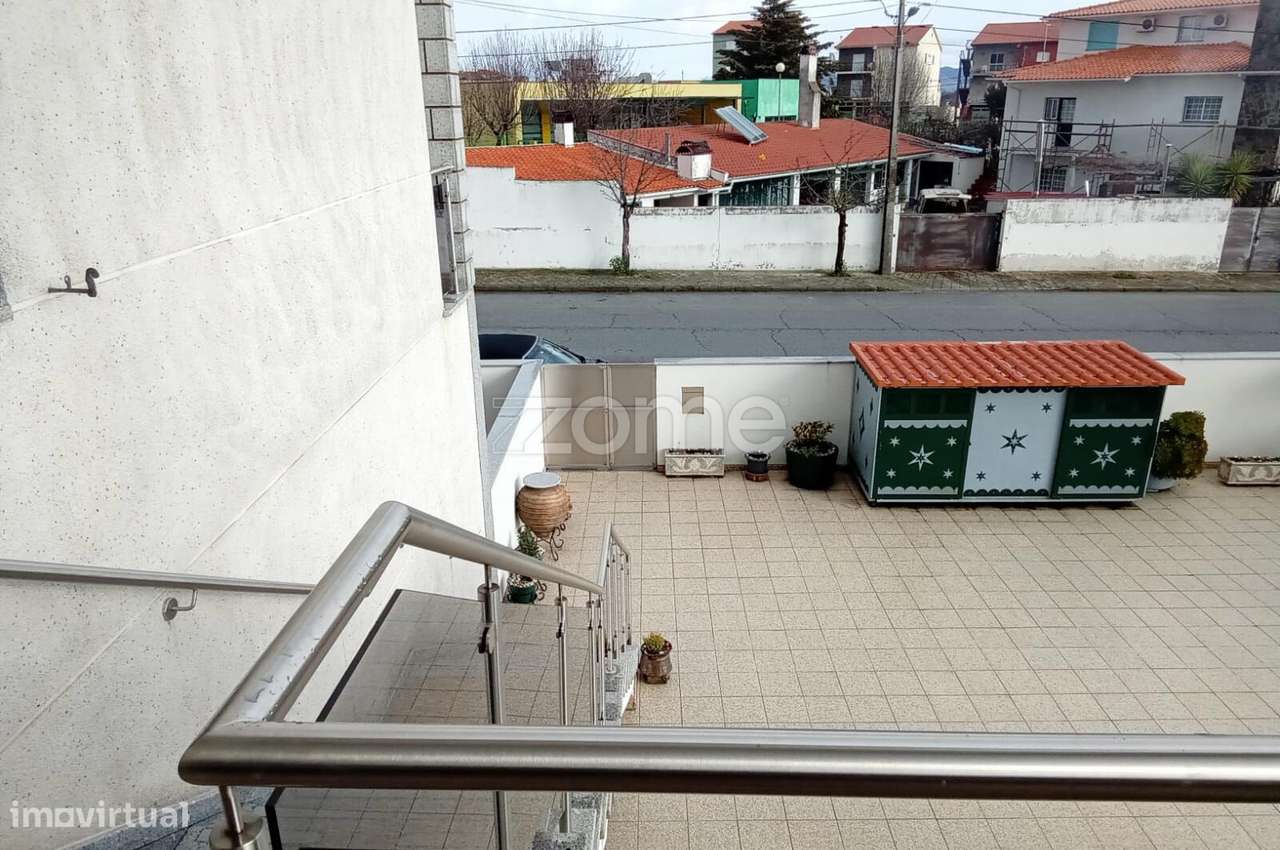 Moradia com 3 frações independentes habitacionais-37