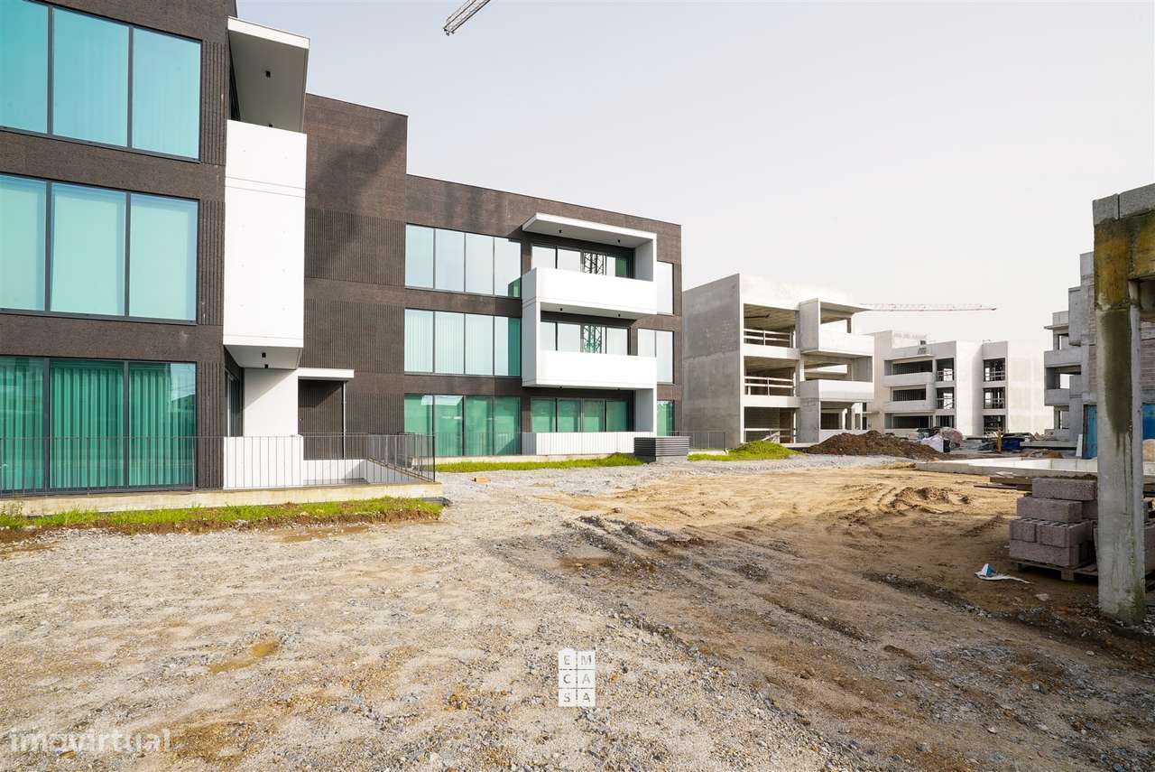 Apartamento T0+1 Venda em São João da Madeira,São João da Madeira-12