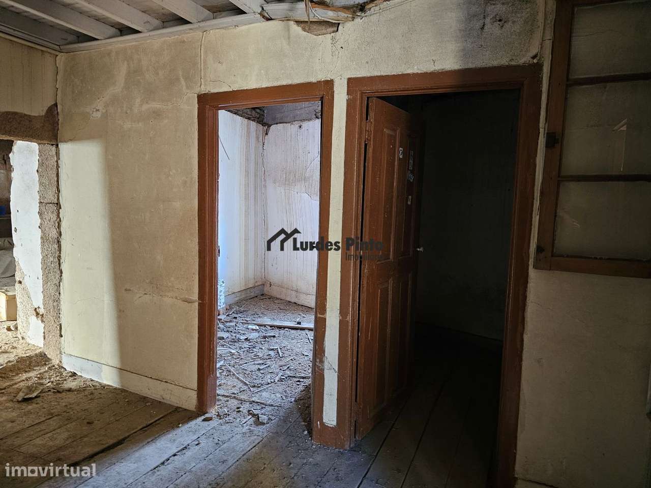 Moradia em pedra - Grande imagem: 4/12