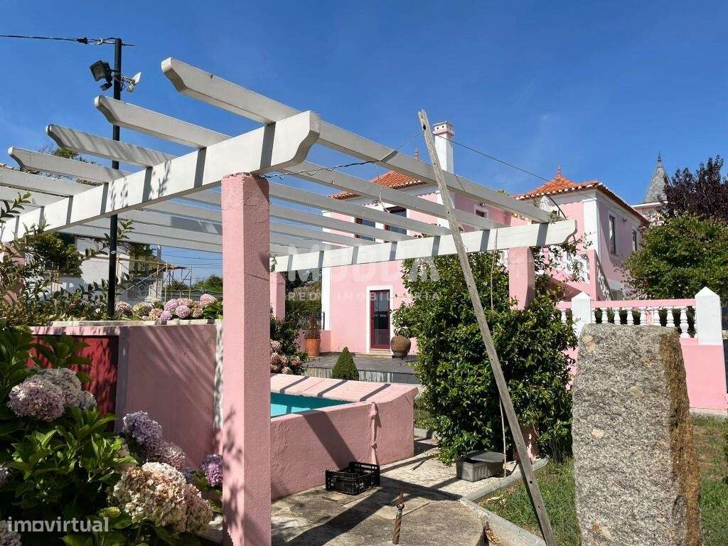 Palacete estilo clássico em Espinho - Grande imagem: 4/40