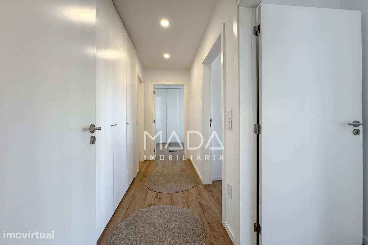 Apart. T3 renovado c/garagem (2 carros) na Av. 31 de Janeiro em Braga-15