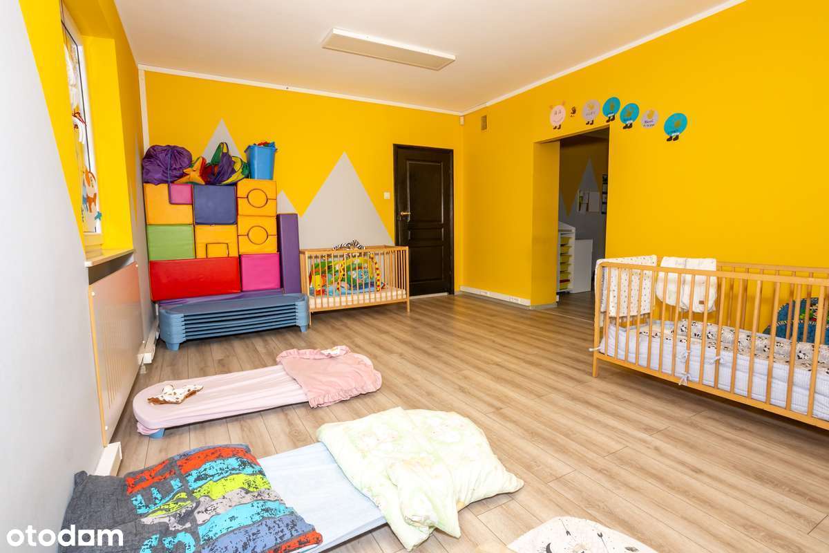 Dom / Budynek przygotowany na żłobek / siedzibę firmy / usługi - Pełny obrazek: 3/20