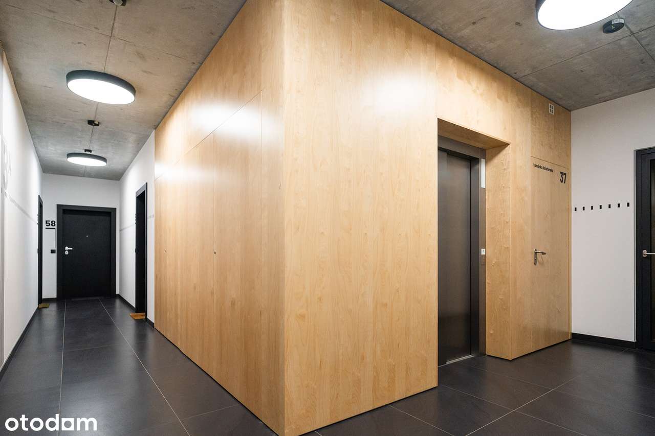 Cztery Pokoje w Nowoczesnym Budynku z 2022 roku! Dwa Balkony! Garaż!-13