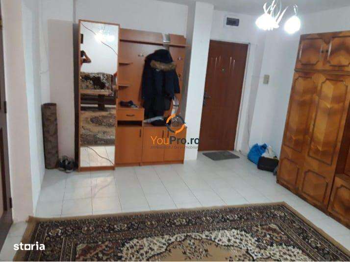 Apartament 2 camere etaj 2 zona Lipovei - Imagine principală: 5/16