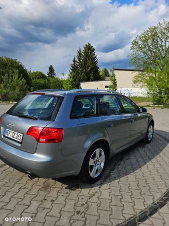 Audi A4 Avant 1.8T - 7