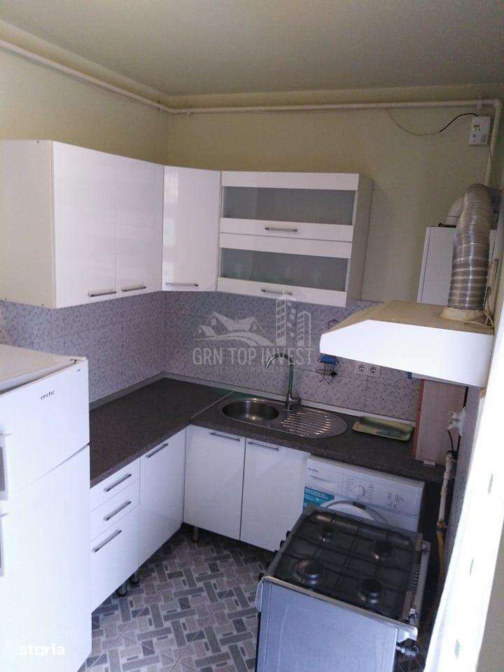 Garsoniera decomandata balcon parcare zona Turnisor - Imagine principală: 2/7