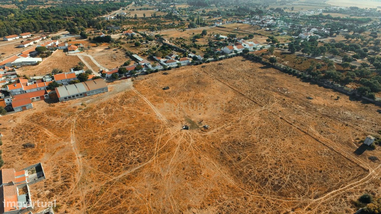 Terreno Urbanizável nos Campos da Rainha - Grande imagem: 1/25