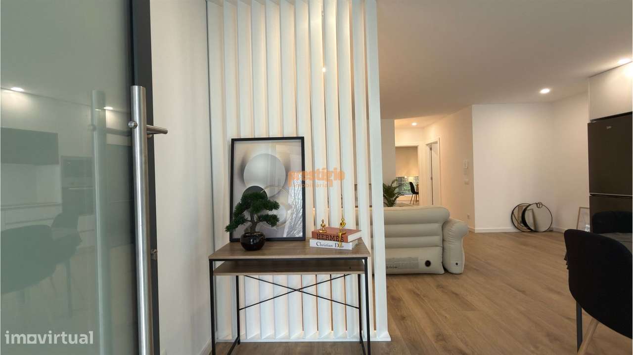 Apartamento T2 Venda em Gualtar,Braga-0